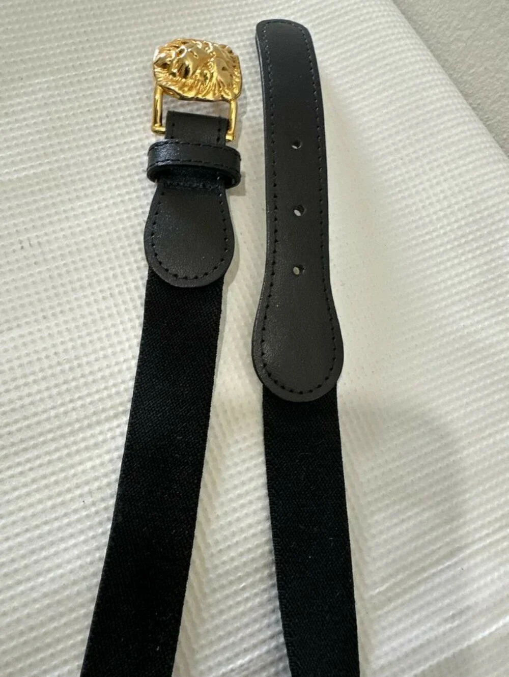 Chic Black Stretch Waist Belt with Gold Lion Statement Buckle Size 35